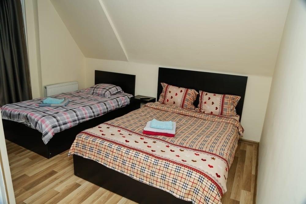 Hotel Cristal Palace Тбилиси Екстериор снимка