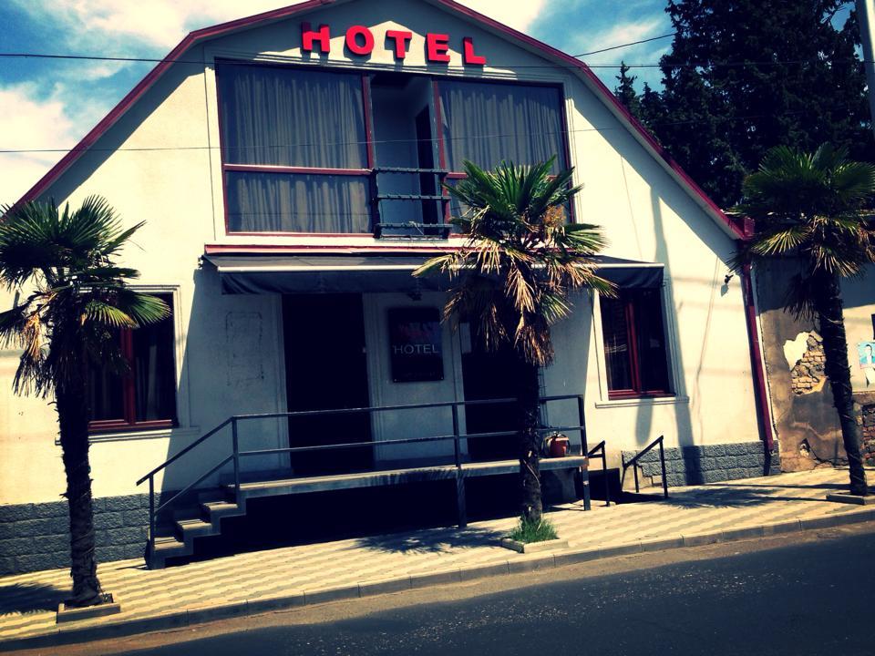 Hotel Cristal Palace Тбилиси Екстериор снимка