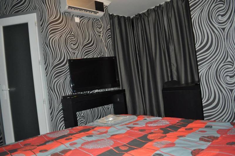 Hotel Cristal Palace Тбилиси Екстериор снимка